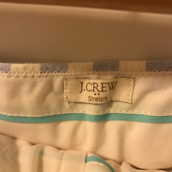 J Crew Factory Gingham Shorts 3” inseam - Picture 2 of 4